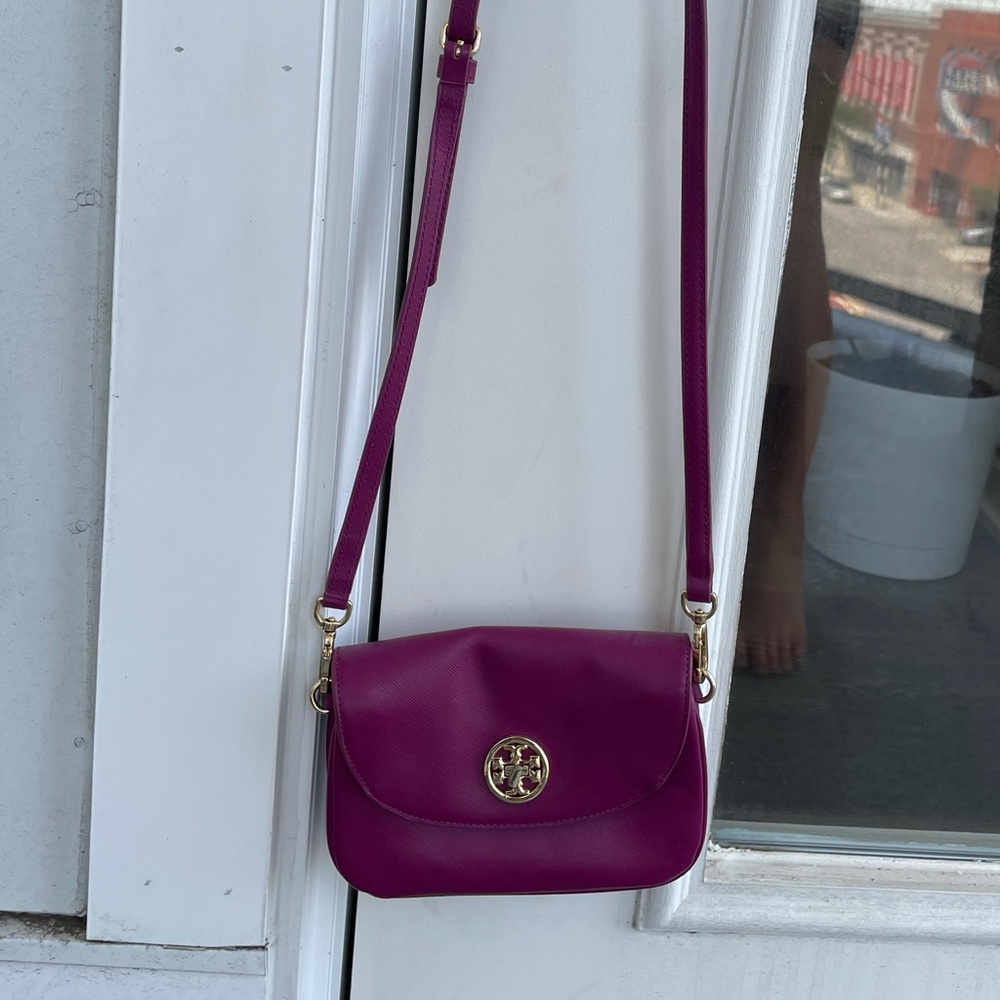 Tory Burch crossbody purse